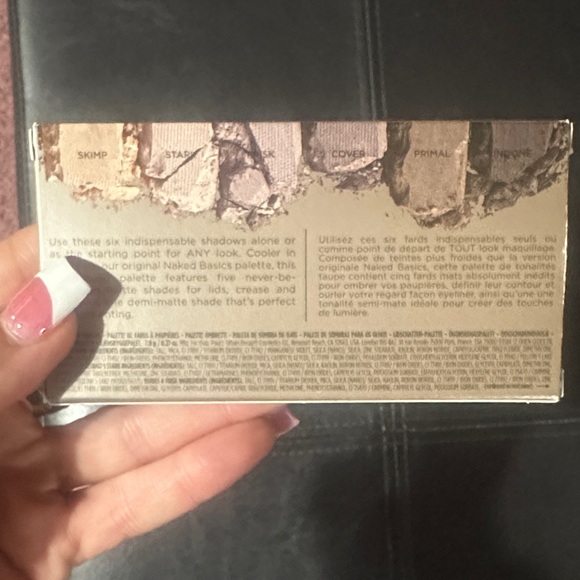 Urban Decay Naked2 Basics Neutral Palette - Picture 2 of 3